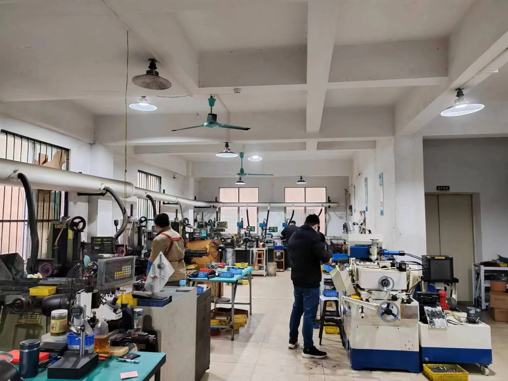 Grinder workshop